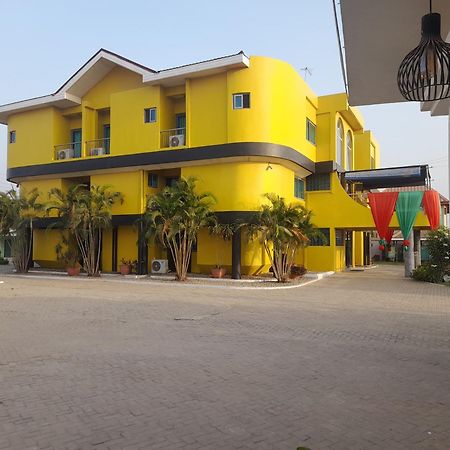 Brookvale Hotel Weija Zewnętrze zdjęcie