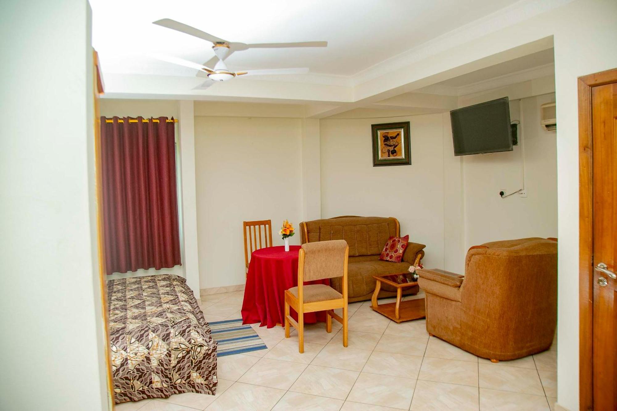 Brookvale Hotel Weija Zewnętrze zdjęcie
