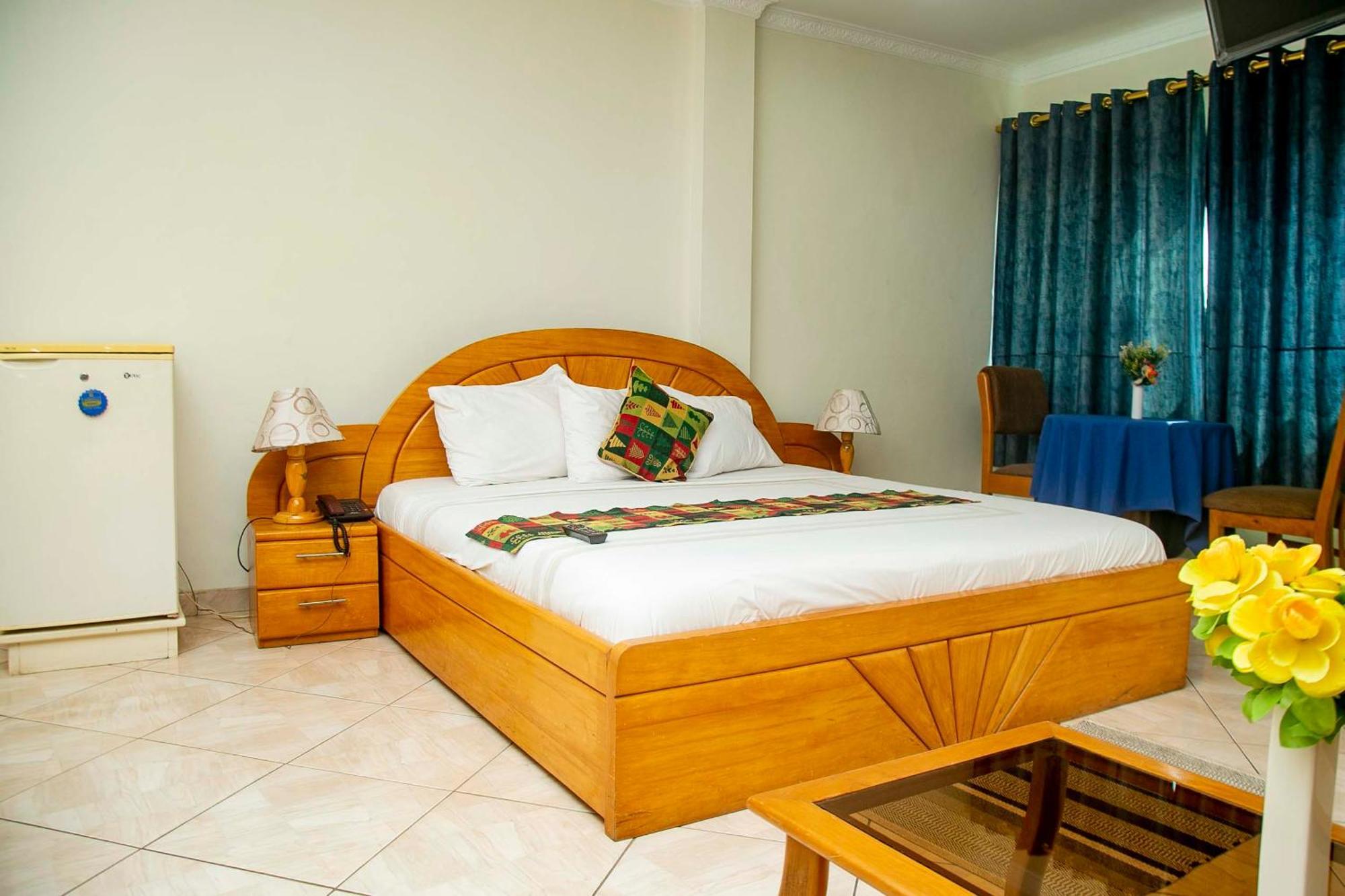Brookvale Hotel Weija Zewnętrze zdjęcie