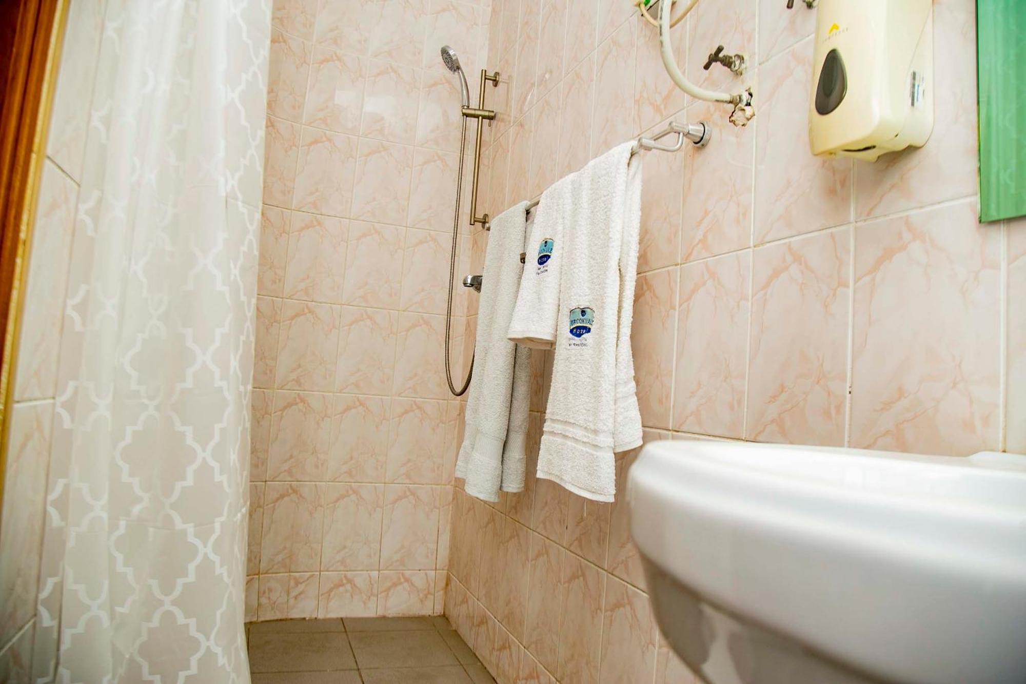 Brookvale Hotel Weija Zewnętrze zdjęcie